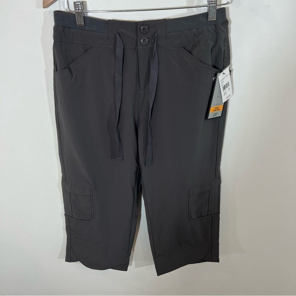 NWT Intro love the fit Sporty Cargo Capri in Gray | Size 4